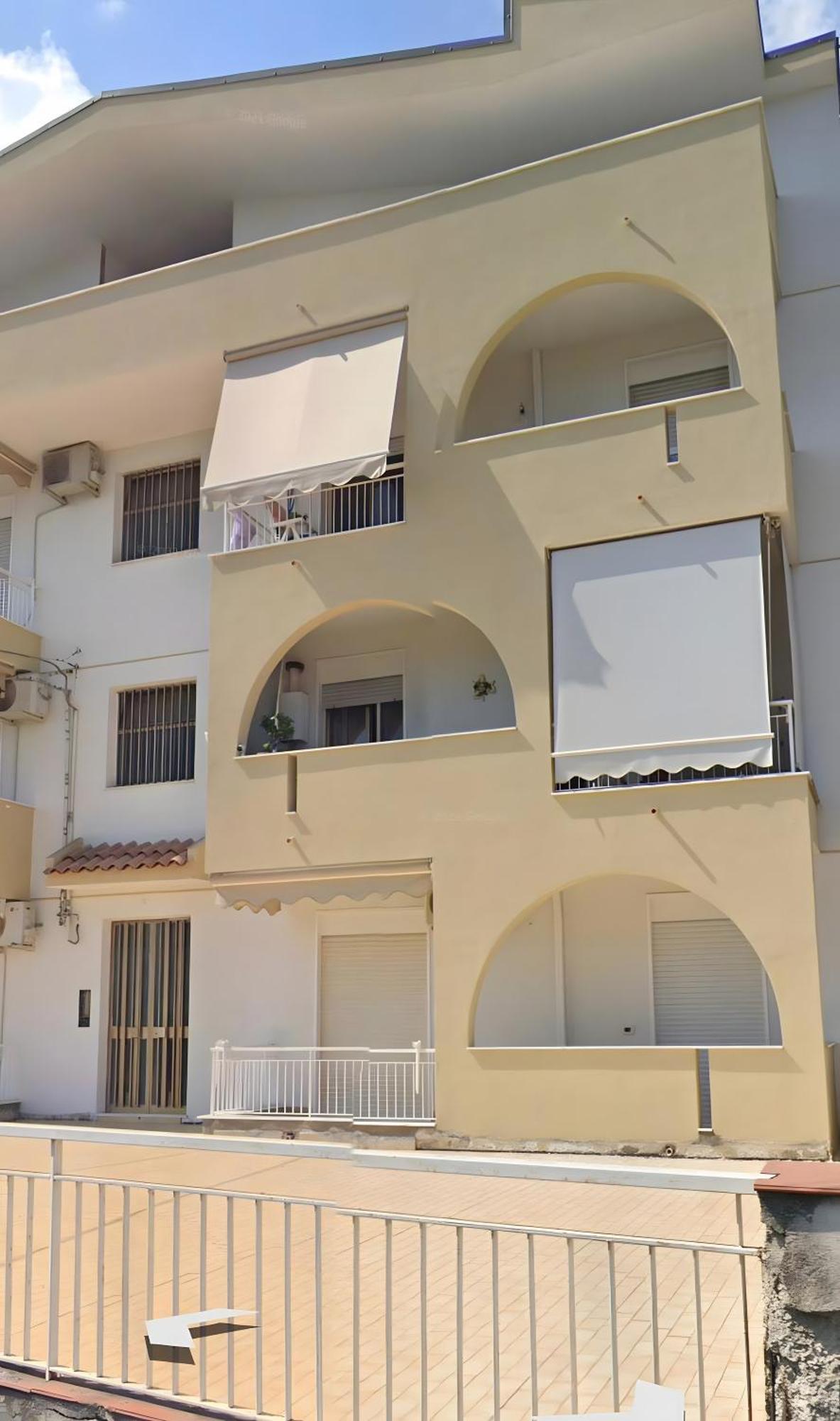 Chiara Home Apartment Giardini Naxos Luaran gambar